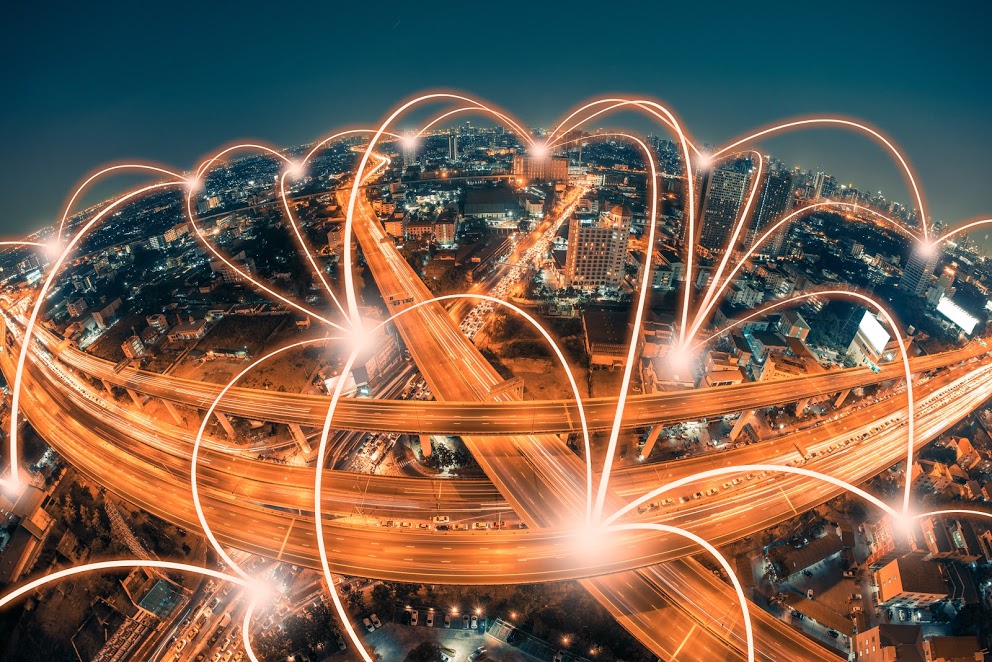 Jio sends shock waves across the telecom industry with new FTTH broadband service and JioPhone exchange offer